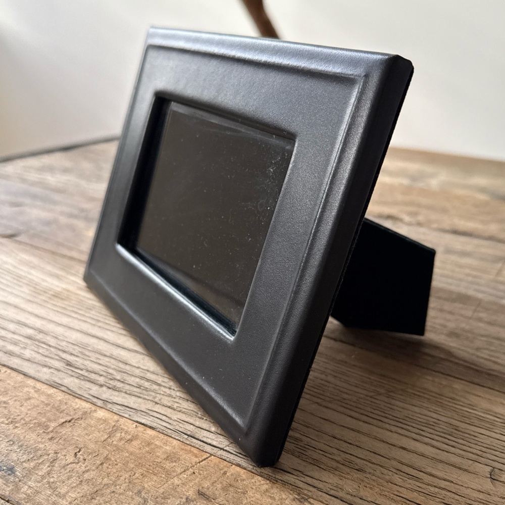 Black Leather 5.5” x 7” Photo Frame